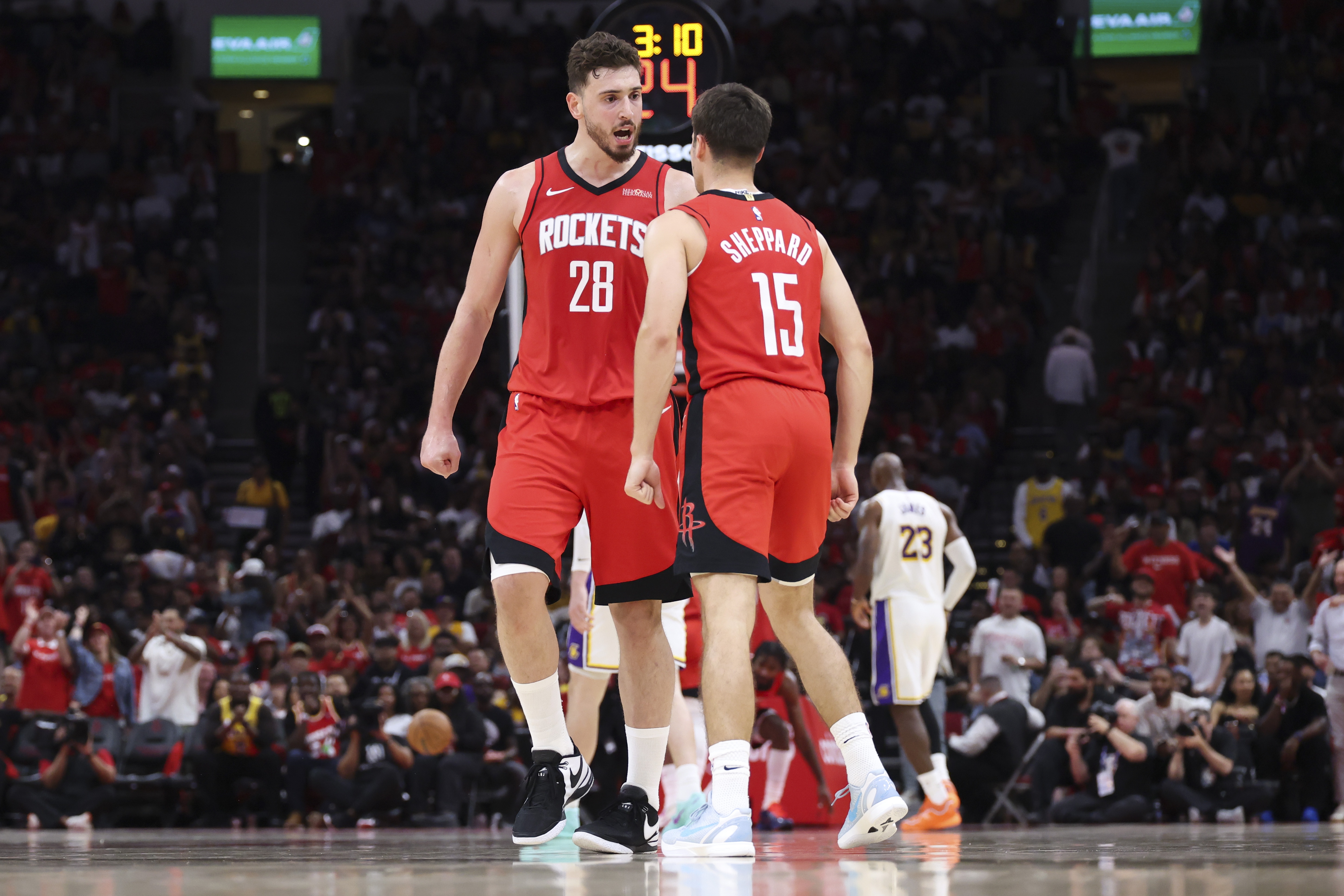 0-3到2-3！乌度卡G3后暴怒骂醒全队 探花谢泼德关键时刻抢断勒布朗