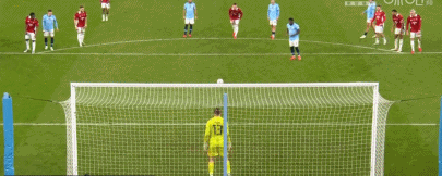 曼城8-0血洗索尔福德城 麦卡蒂帽子戏法多库两射两传 曼城8-0血洗索尔福德城 麦卡蒂帽子戏法多库两射两传