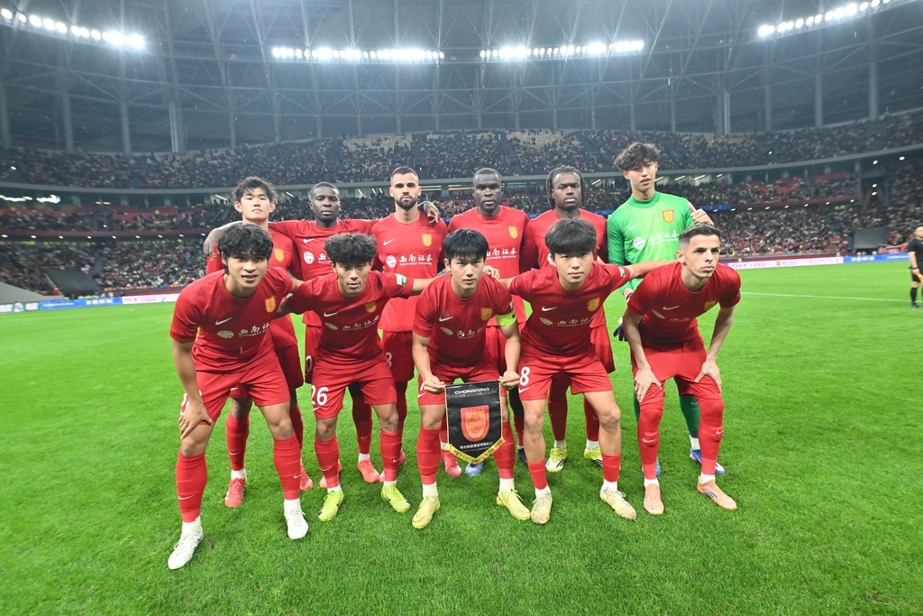 6轮不胜!铜梁龙0-0玉昆 中场断链致进攻瘫痪 6轮不胜!铜梁龙0-0玉昆 中场断链致进攻瘫痪