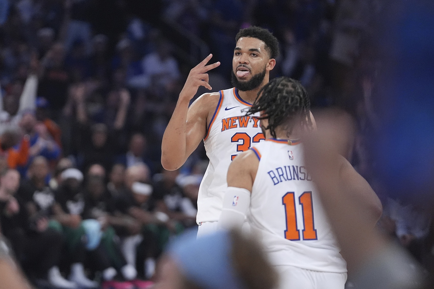 布伦森唐斯比肩OK杜库 尼克斯横扫骑士创10+连胜纪录