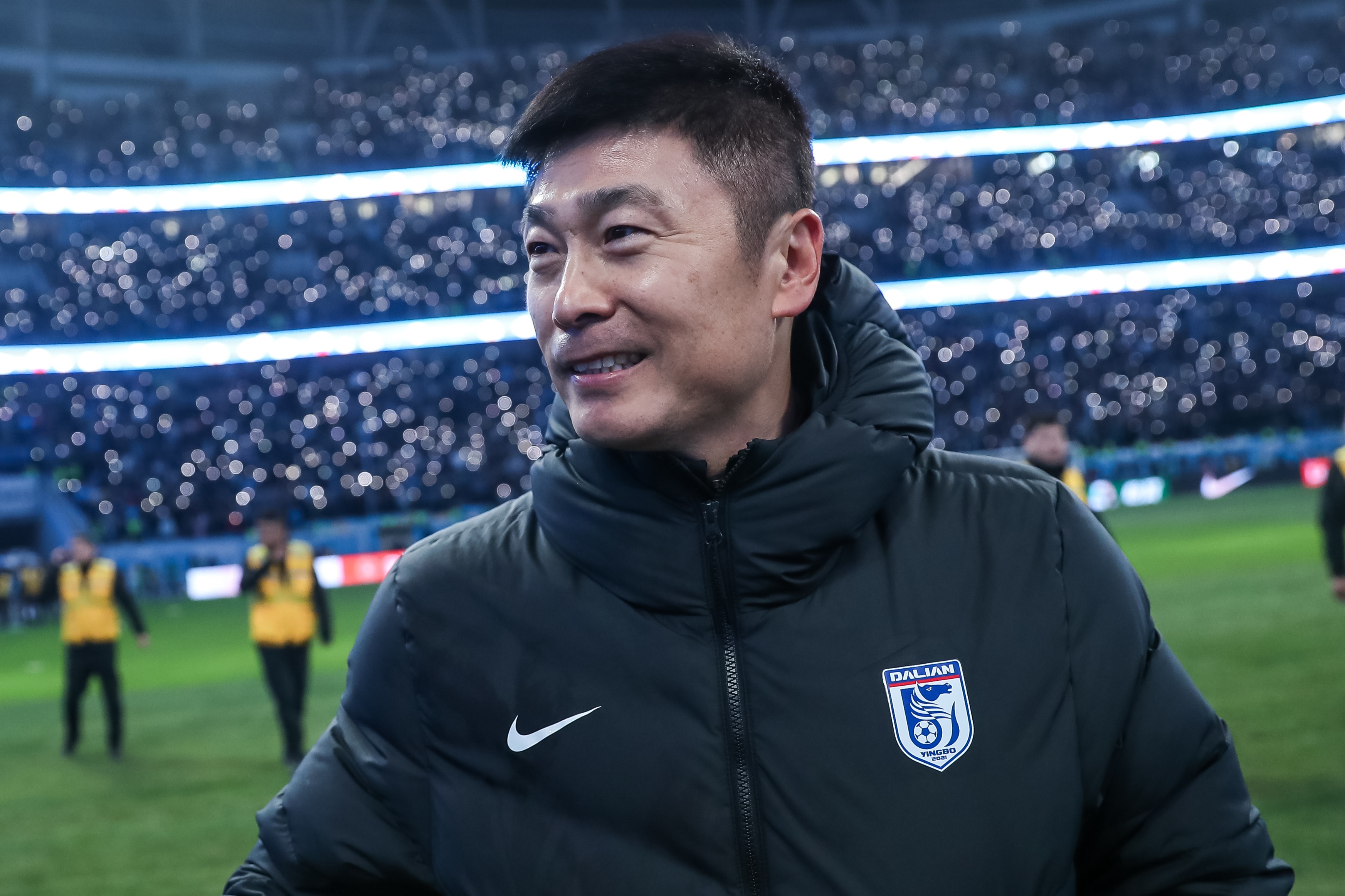 毛伟杰改边后卫获国足验证 朱鹏宇替补时间不足20分钟